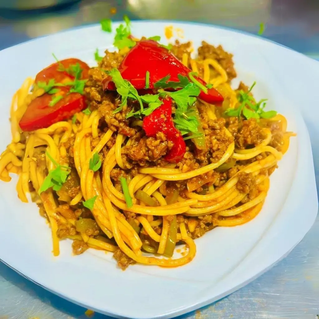 مكرونة اسباجتي بلونليزا